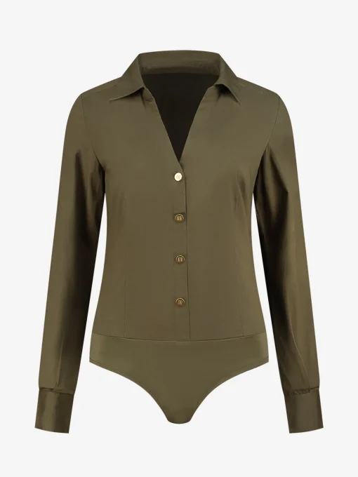 Fitted blouse body