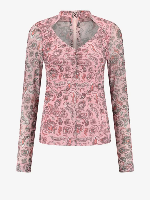 Fitted mesh top