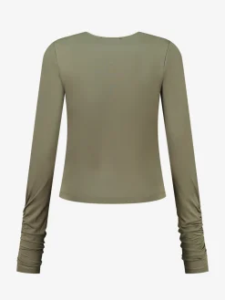 Fitted top met cut-out