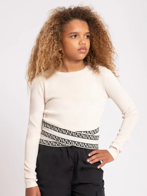 Fitted top met logo tailleband