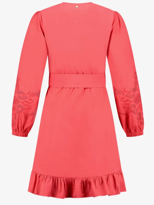 Korte jurk met embroidery