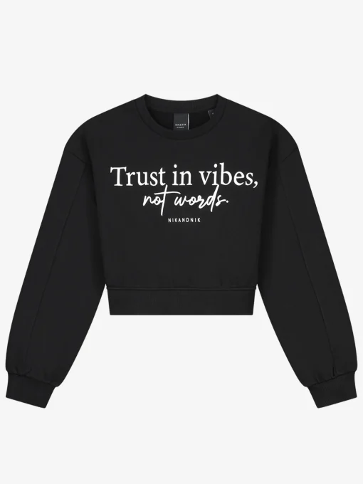 Korte sweater met tekst