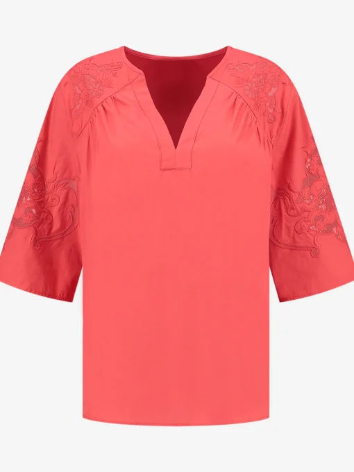 Loose fit blouse