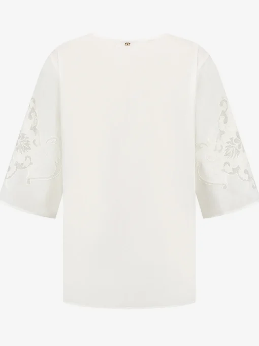 Loose fit blouse