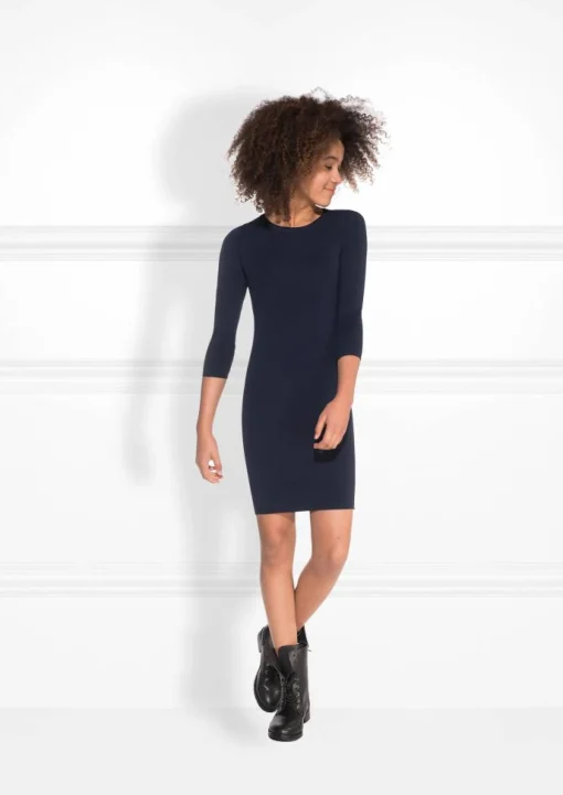 Navy jurk met driekwart mouwen