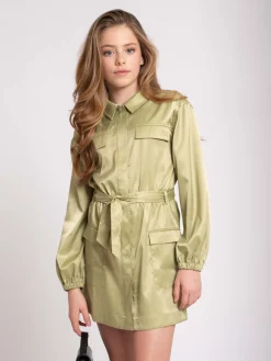 Satijn-look jurk met zakken en ceintuur