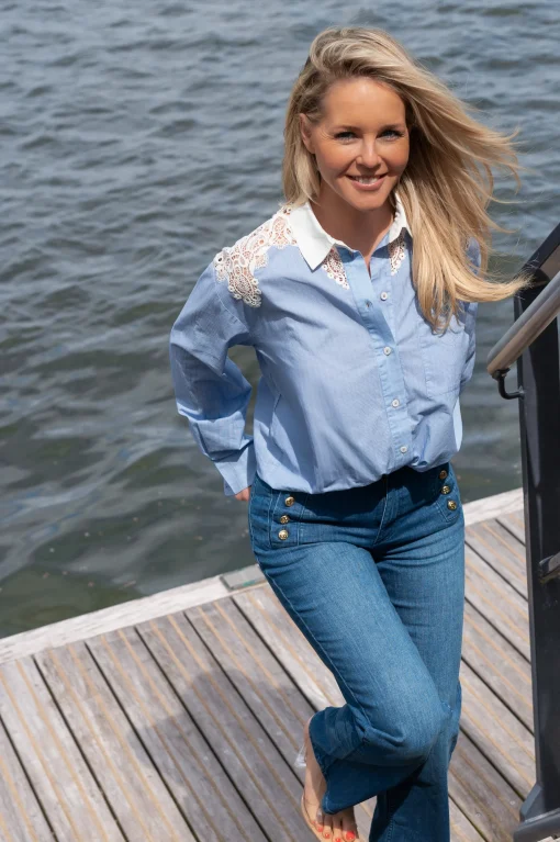 Shirt met embroidery