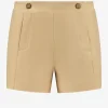 Short met grote zakken