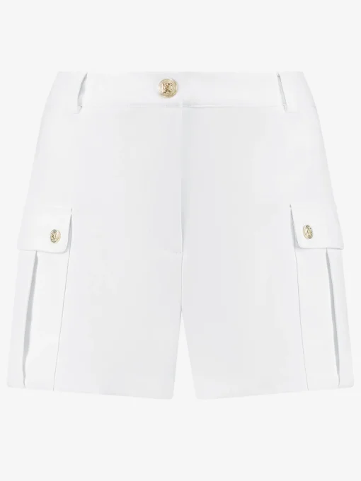 Short met knopen