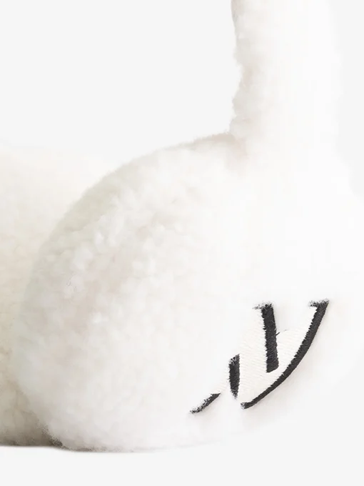 Teddy oorwarmers met N-logo