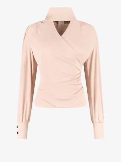 Top met col en open detail bij hals