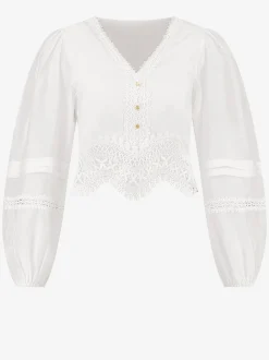 Top met embroidery