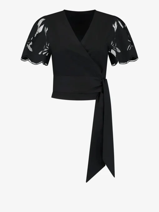 Top met embroidery