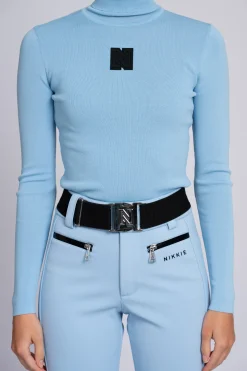 Aansluitende top met logo patch en col