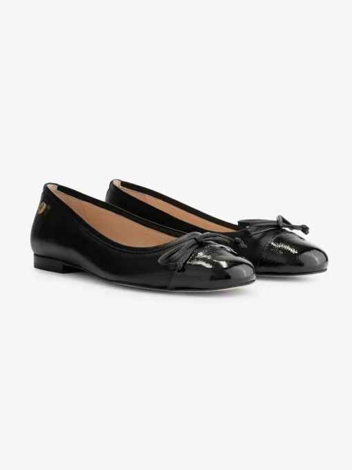 Ballerina met strikje