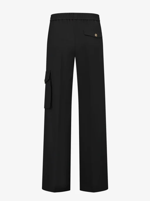 Broek met rechte pijpen en klapzakken