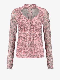 Fitted mesh top