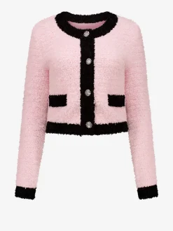 Fluffy vest met sierknopen