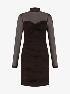 Gedrapeerde jurk met mesh en een col