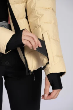 Ski jas met capuchon en elastische riem