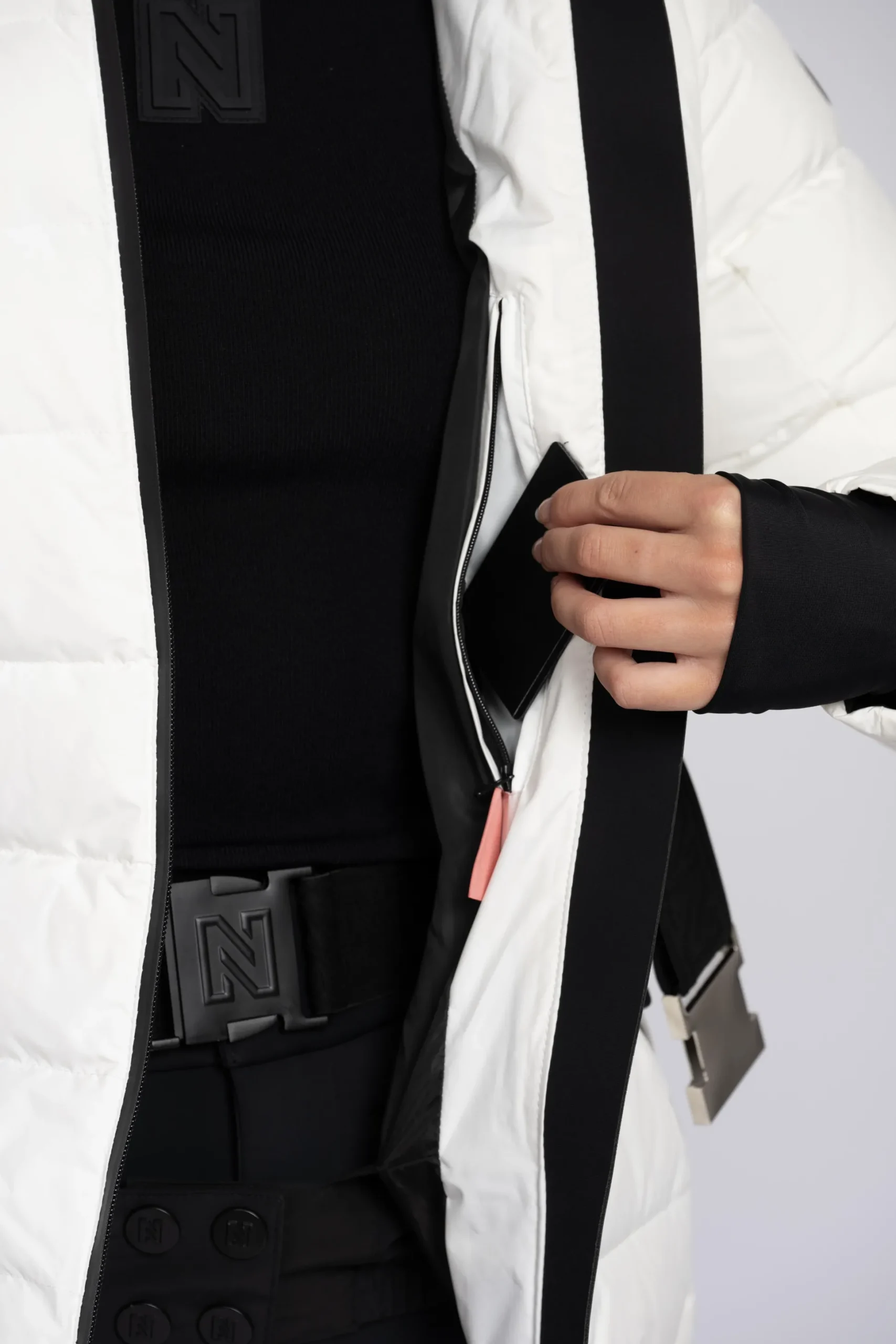 Ski jas met capuchon en elastische riem