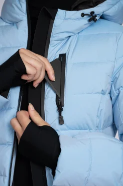 Ski jas met capuchon en elastische riem