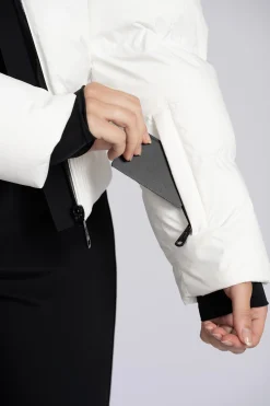 Ski jas met uitvouwbare capuchon en sneeuwvangers