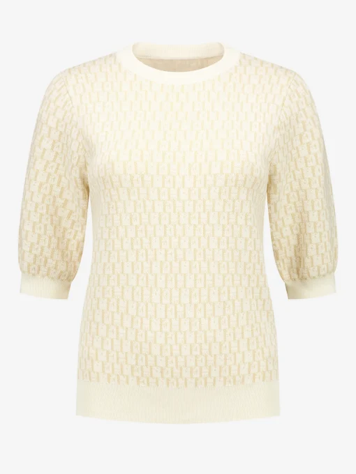 Top met logo patroon