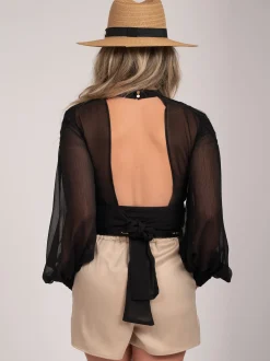 Top met open rug